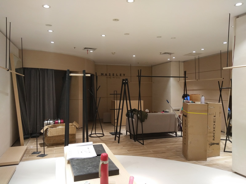 如何設(shè)計(jì)制作展柜